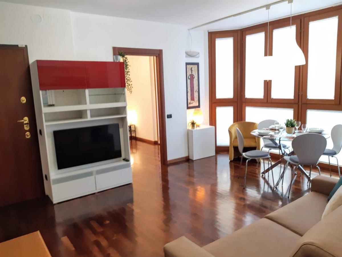 Suite Rent Milano Exteriör bild